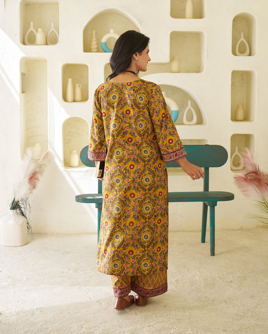 Calm & Classic Handblock Kurta Set