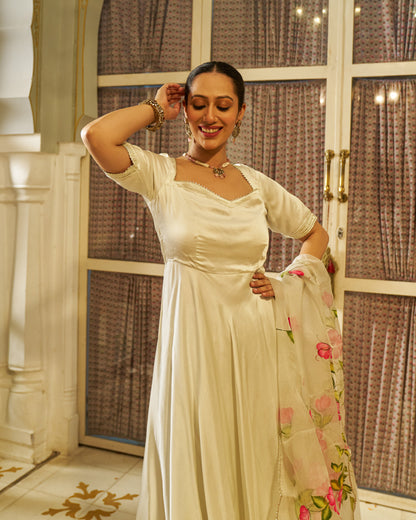 Ibtidaa Satin Handpainted Gotapatti Suit Set